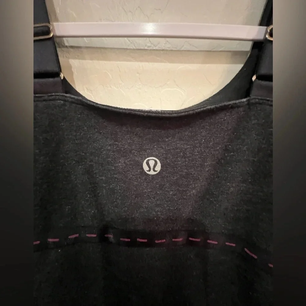 Lululemon size 2 gray black and pink top